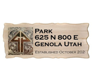 Personalized Pine wood sign (with colored text)